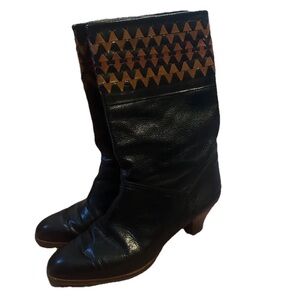 Vintage Davos Made In Italy 7.5 b Women’s Boots 2 Inch Heel Black And Tan EUC
